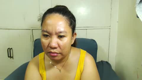Snapshot of takemetoheavenbaby chatting on February 25, 5:25 pm anne online show from February 25, 5:25 pm
