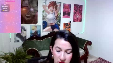 Snapshot of talia_mystic chatting on March 23, 2:10 pm Talia mia online show from March 23, 2:10 pm