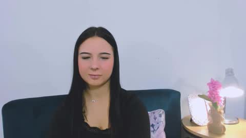 Snapshot of taliasensitive chatting on November 29, 7:33 am taliasensitive online show from November 29, 7:33 am