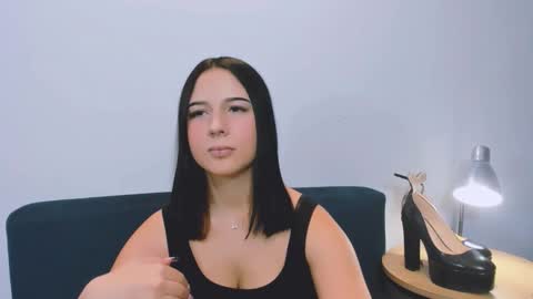 Snapshot of taliasensitive chatting on December 15, 7:18 pm taliasensitive online show from December 15, 7:18 pm