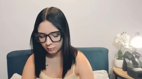 Snapshot of taliasensitive chatting on February 15, 6:32 am taliasensitive online show from February 15, 6:32 am