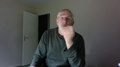 Jack Pierrot online show from March 30, 6:42 pm