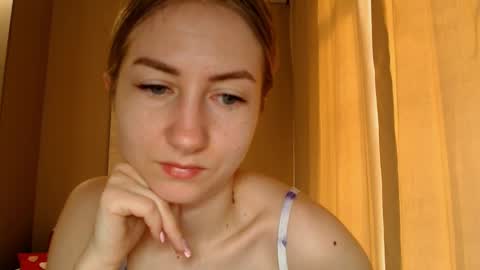  Kira  online show from February 21, 6:29 am