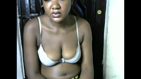 tall_choco online show from February 20, 12:18 am