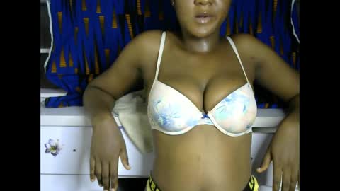 tall_choco online show from March 25, 7:20 pm