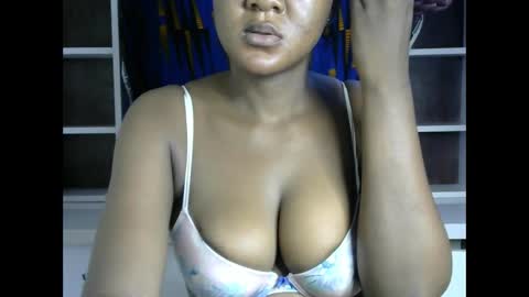 tall_choco online show from March 26, 10:10 am