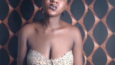 tall_choco online show from July 12, 1:29 am