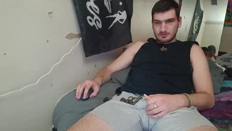 tallerandhandsomer online show from January 16, 10:19 am