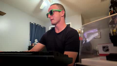 Snapshot of tallglassowater9cut459014 chatting on June 8, 5:08 am first stream was very fun grateful for every follow and super active chat online show from June 8, 5:08 am