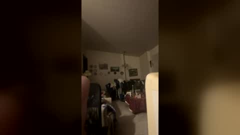 tallhandsomehung69 online show from July 18, 3:22 am