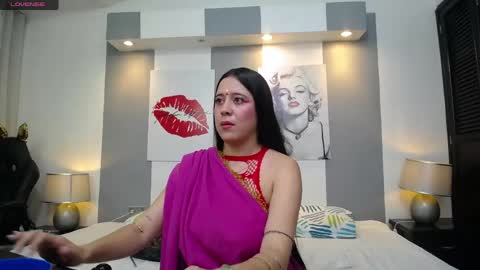 Snapshot of tamara_priya chatting on June 2, 11:56 am Tamara online show from June 2, 11:56 am
