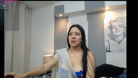 Snapshot of tamara_priya chatting on July 30, 11:31 am Tamara online show from July 30, 11:31 am