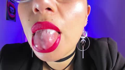 tamara online show from October 21, 5:19 am