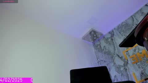 Snapshot of tamara_sex7 chatting on February 5, 1:04 am T A M A R A online show from February 5, 1:04 am
