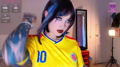 Cami 3 online show from July 8, 3:38 pm