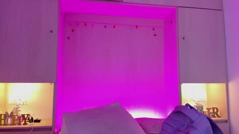 Tami online show from September 19, 7:36 pm