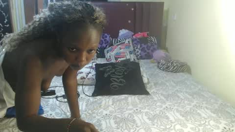 Snapshot of tamela_1 chatting on June 25, 5:12 am tamela online show from June 25, 5:12 am