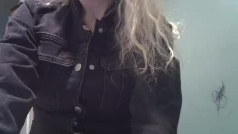 tamesbury online show from February 14, 1:02 am