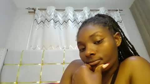 Snapshot of tamia538235 chatting on January 25, 9:35 pm tamia online show from January 25, 9:35 pm