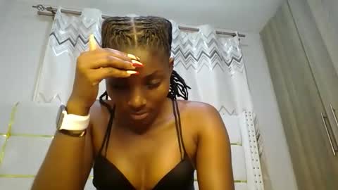 Snapshot of tamia538235 chatting on February 11, 12:28 am tamia online show from February 11, 12:28 am