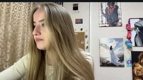 Karina online show from April 3, 4:05 pm