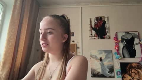 Karina online show from April 24, 3:03 pm