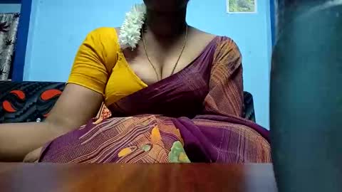 Snapshot of tamilmadhi520 chatting on April 22, 5:58 pm tamilmadhi520 online show from April 22, 5:58 pm