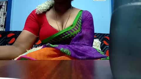 Snapshot of tamilmadhi520 chatting on May 14, 5:31 pm tamilmadhi520 online show from May 14, 5:31 pm