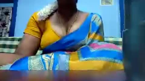 Snapshot of tamilmadhi520 chatting on June 28, 5:52 pm tamilmadhi520 online show from June 28, 5:52 pm