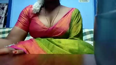 Snapshot of tamilmadhi520 chatting on July 5, 5:42 pm tamilmadhi520 online show from July 5, 5:42 pm