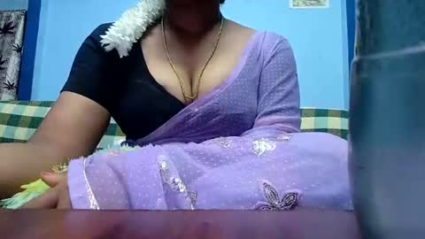 Snapshot of tamilmadhi520 chatting on July 11, 6:10 pm tamilmadhi520 online show from July 11, 6:10 pm
