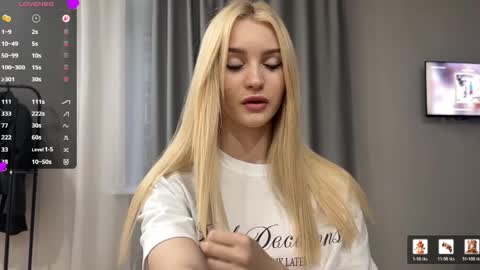 Melissa online show from May 12, 1:41 pm