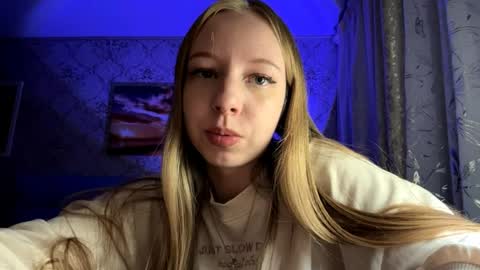 Snapshot of tammiglembocki chatting on April 15, 3:41 pm Jenny online show from April 15, 3:41 pm