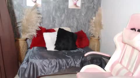 Snapshot of tammycooperr_ chatting on February 2, 9:19 am tammycooperr online show from February 2, 9:19 am