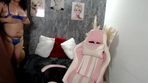 Snapshot of tammycooperr_ chatting on February 20, 5:01 am tammycooperr online show from February 20, 5:01 am