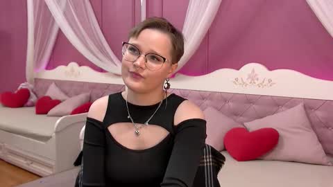 Tammy Mays online show from September 25, 7:17 pm