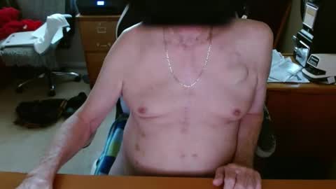 Snapshot of tampaman345 chatting on June 6, 4:01 pm tampaman345 online show from June 6, 4:01 pm