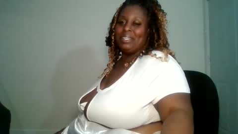 Snapshot of tamyajay chatting on February 6, 3:20 pm Tamya Jay online show from February 6, 3:20 pm