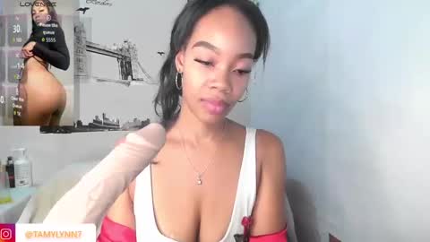 tamylynn online show from October 17, 11:18 pm