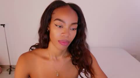 tamylynn online show from May 7, 8:14 pm