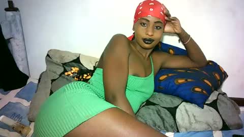 Snapshot of tanasha_20 chatting on June 14, 9:55 am tanasha_20 online show from June 14, 9:55 am