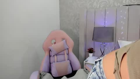 Snapshot of taniacarterr chatting on February 28, 11:58 am TaniaCarter online show from February 28, 11:58 am