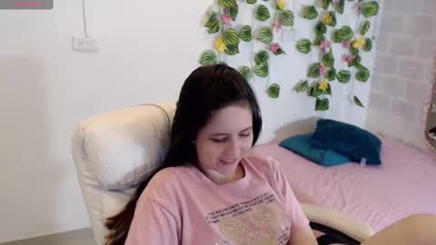 Tania  online show from November 9, 3:10 pm