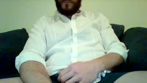 Snapshot of tanlines85 chatting on December 31, 2:03 pm Help Me Edge online show from December 31, 2:03 pm