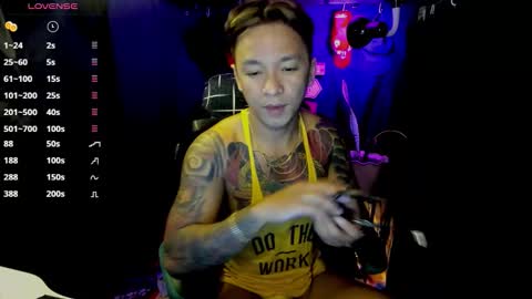 Snapshot of tannedskinmatty chatting on February 2, 1:32 pm Matty online show from February 2, 1:32 pm