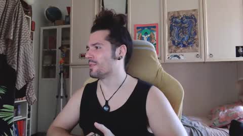 Snapshot of tantra_man_yogi chatting on September 28, 9:25 am Tantra Man Yogi online show from September 28, 9:25 am
