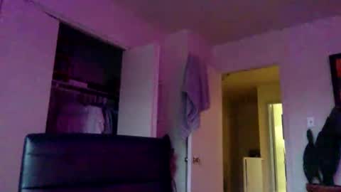 Dr. Love online show from December 18, 1:39 pm