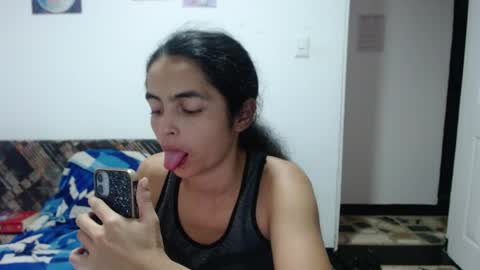 Snapshot of tantricroots chatting on May 22, 4:56 pm Angeline Follow online show from May 22, 4:56 pm