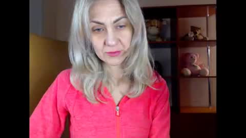 Snapshot of tanya6547 chatting on March 2, 8:27 am tanya online show from March 2, 8:27 am