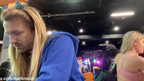 tapmars online show from April 12, 6:02 pm